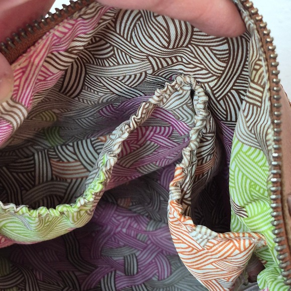 The Sak Kendra Cross Body Pebbled Leather Bag Purse Red Tan Classic Clean Small - Picture 9 of 14